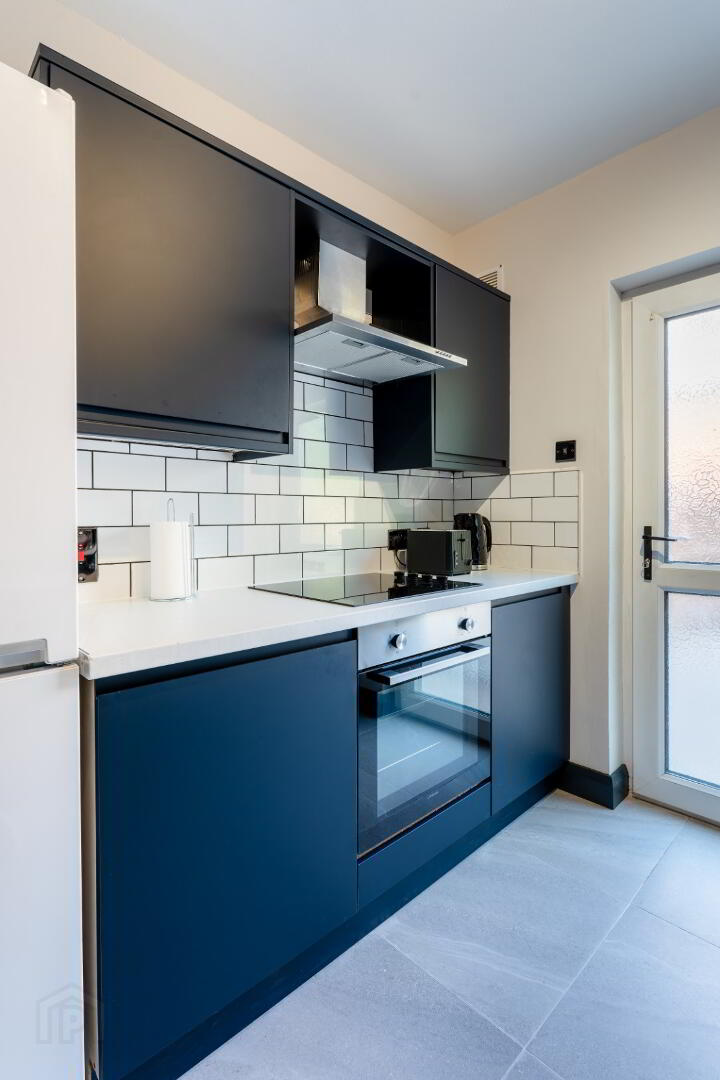 City Centre Short Term Let, Salisbury Court 15 of 16
