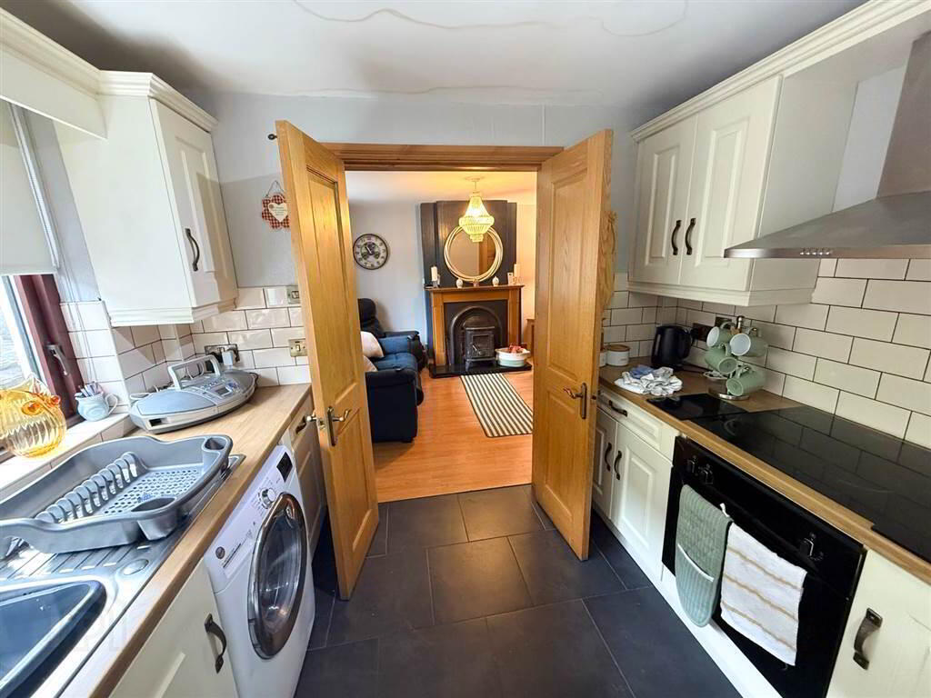 35 Carnagat Park 4 of 9