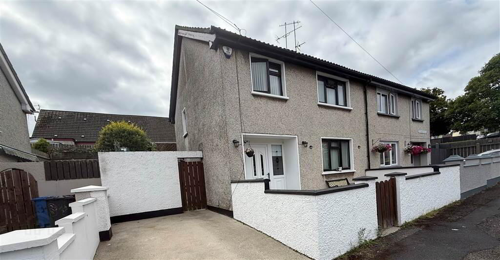 35 Carnagat Park 1 of 11