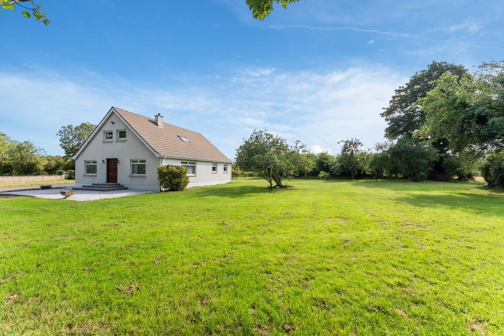 Newport Cottage, 105 Halftown Road 1 of 34