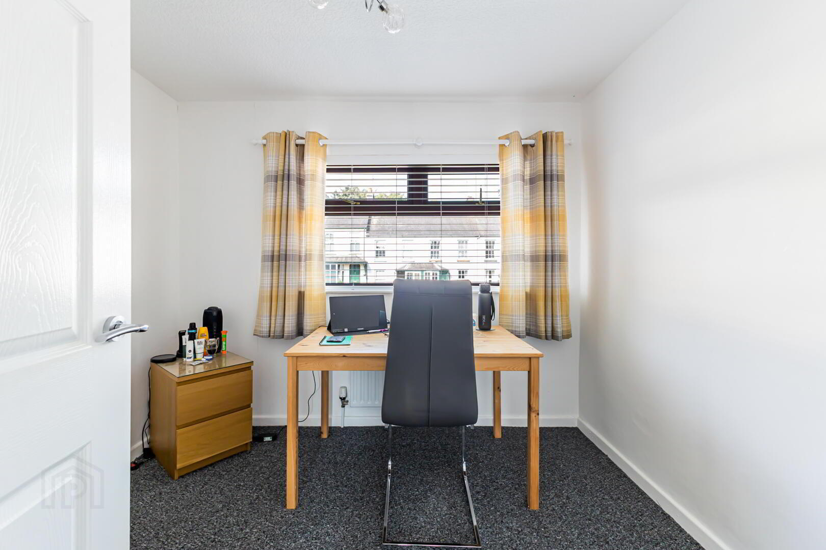 42 Railway Street 11 of 18