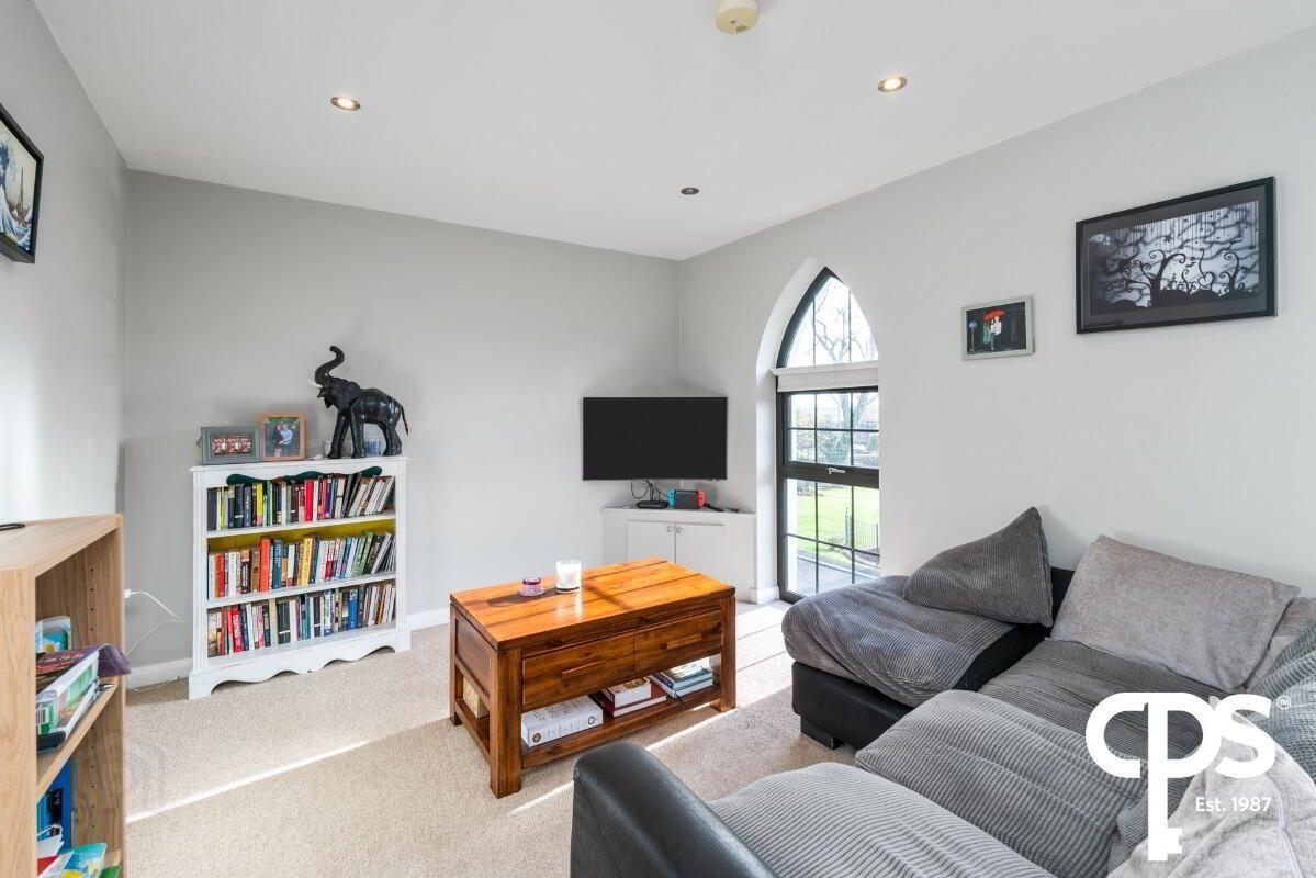Apartment 10 Old Church Square 8 of 14