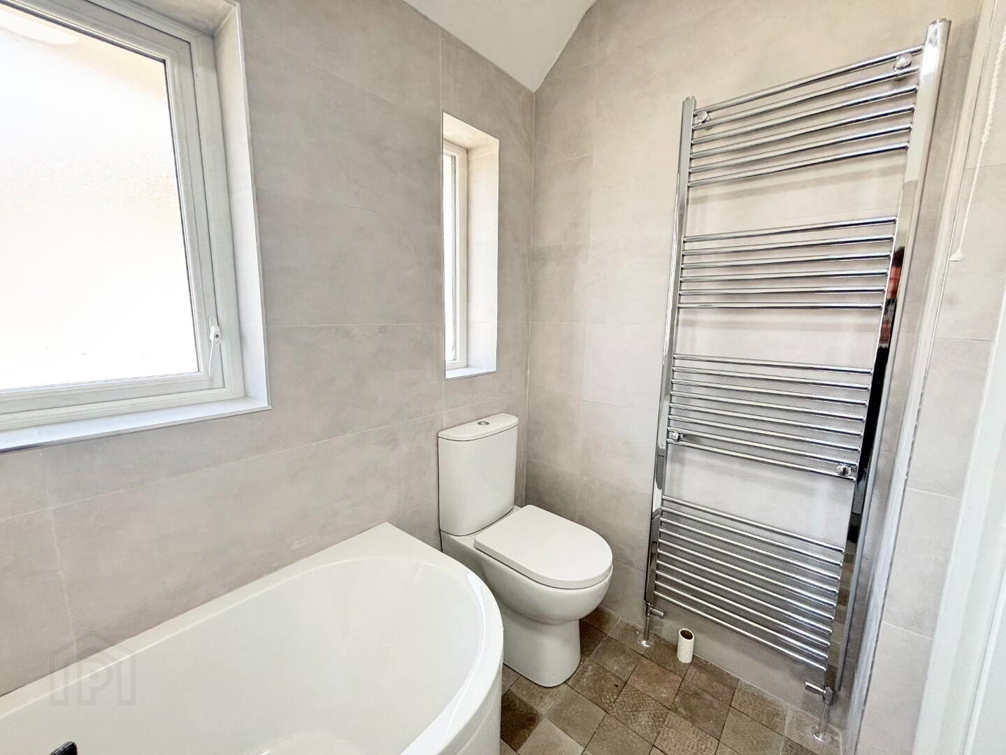 21 Glendun Drive 13 of 17