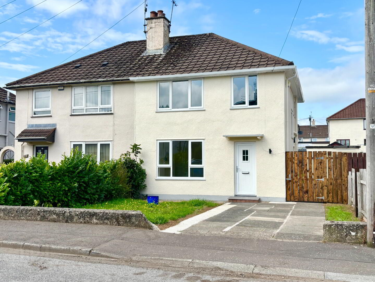 21 Glendun Drive 1 of 17