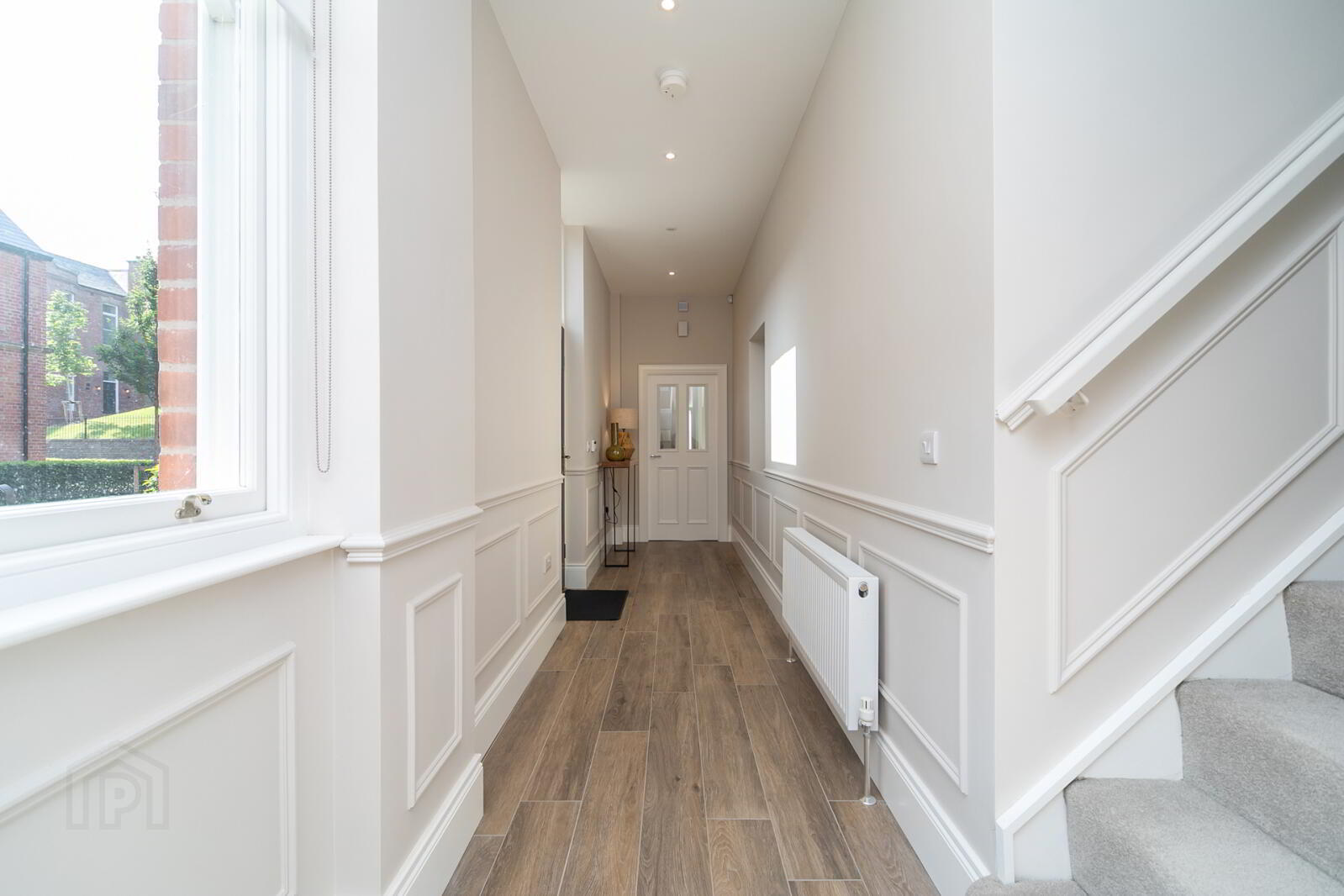1 The West House, 24 Ishbel Mews 3 of 27