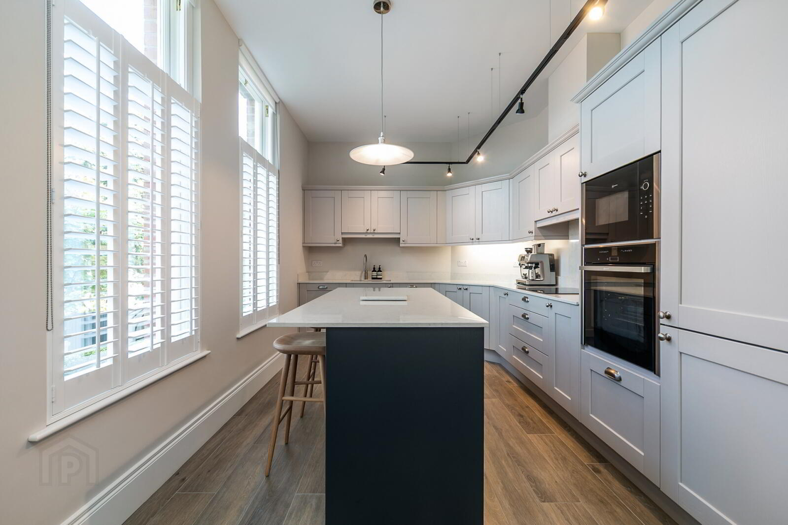 1 The West House, 24 Ishbel Mews 8 of 27