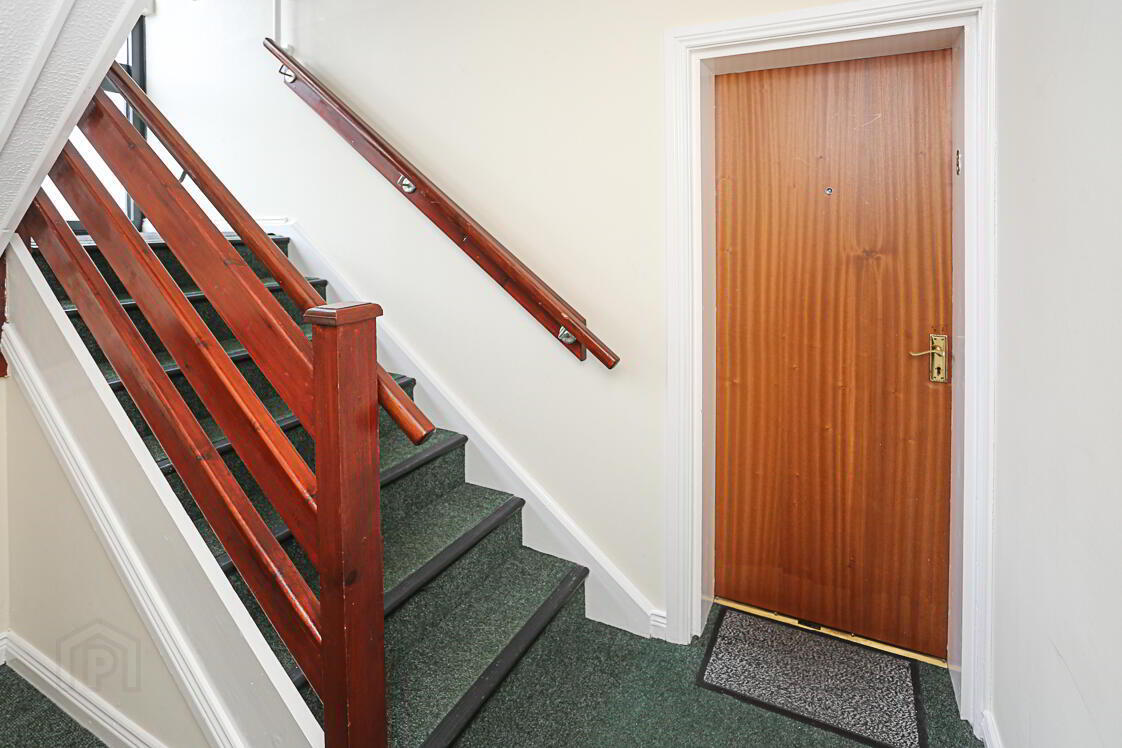 8 St Helens Court 3 of 24
