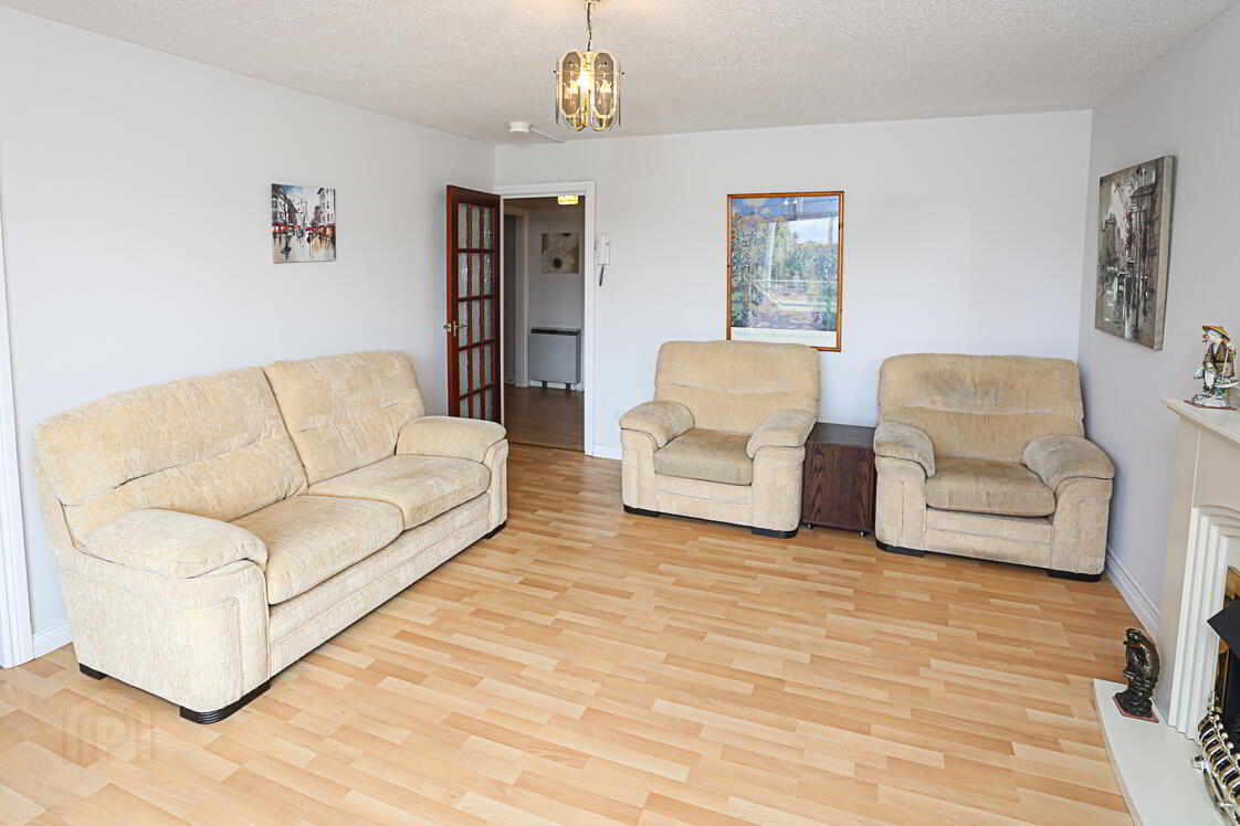 8 St Helens Court 7 of 24