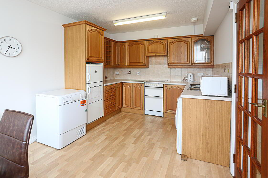 8 St Helens Court 8 of 24