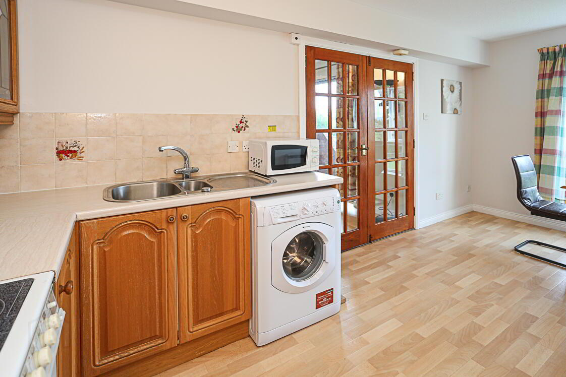 8 St Helens Court 9 of 24