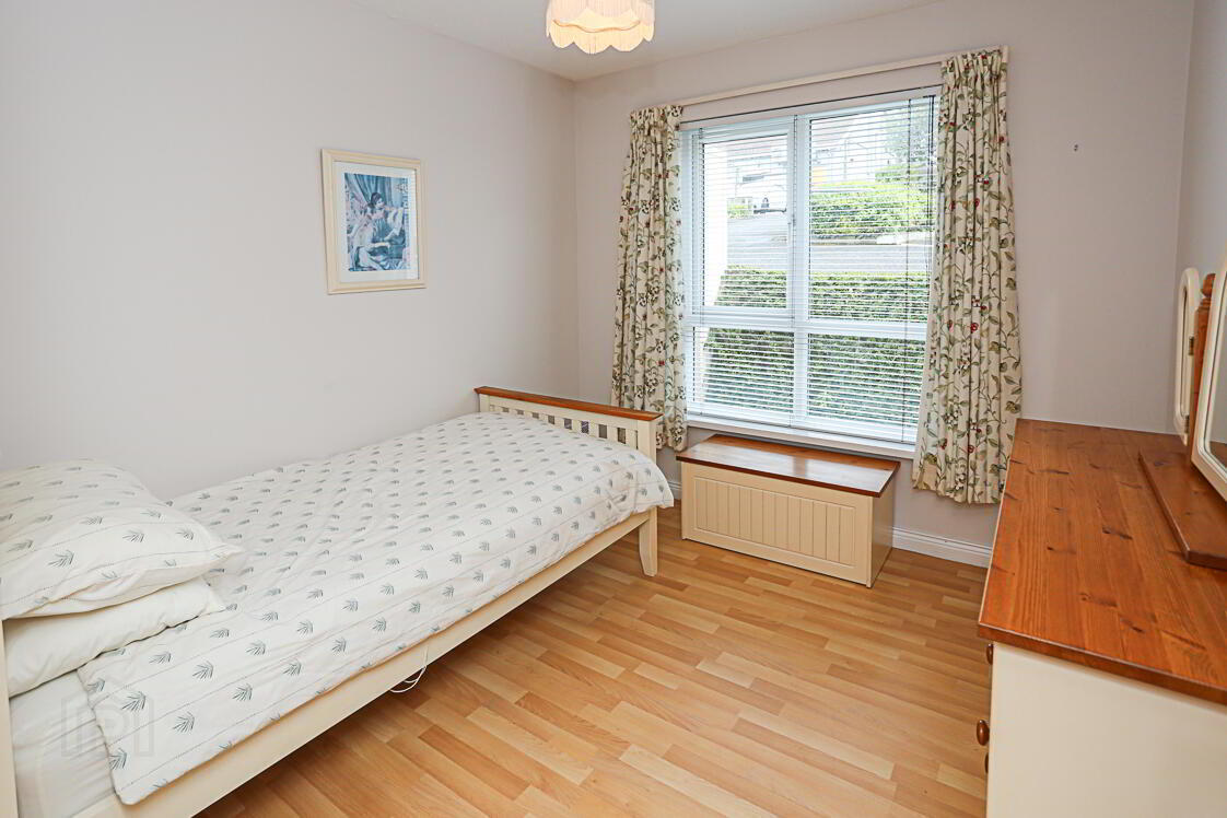 8 St Helens Court 17 of 24