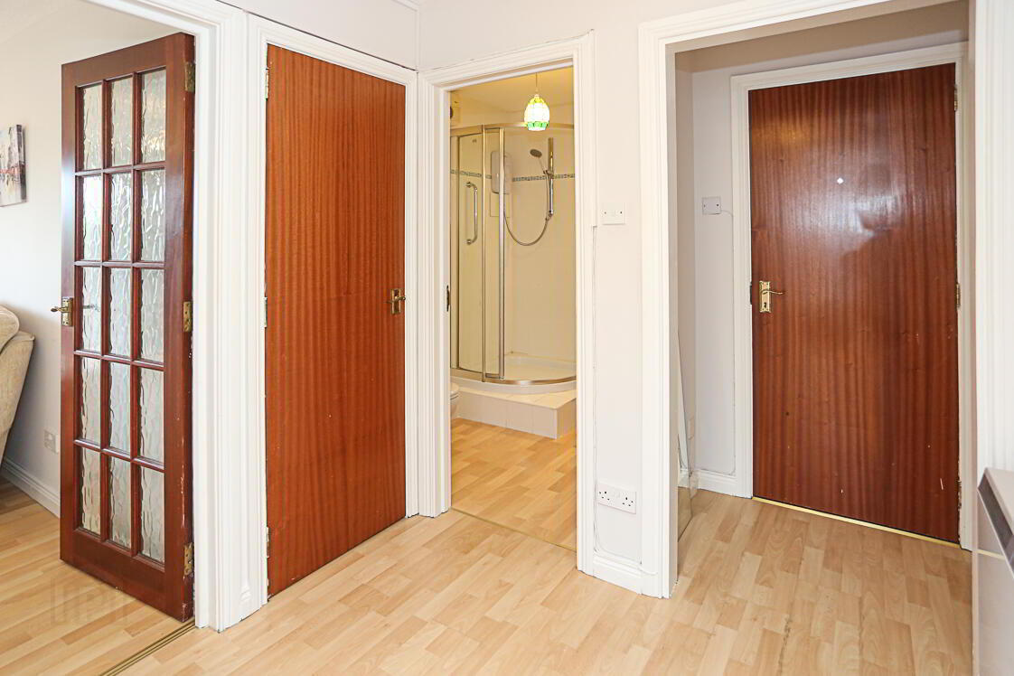 8 St Helens Court 19 of 24