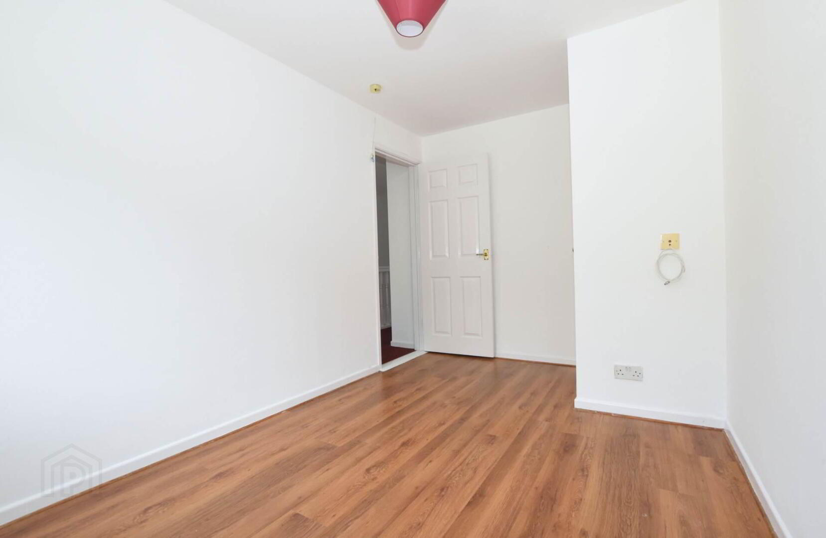 37 Meadowbank Avenue 14 of 20