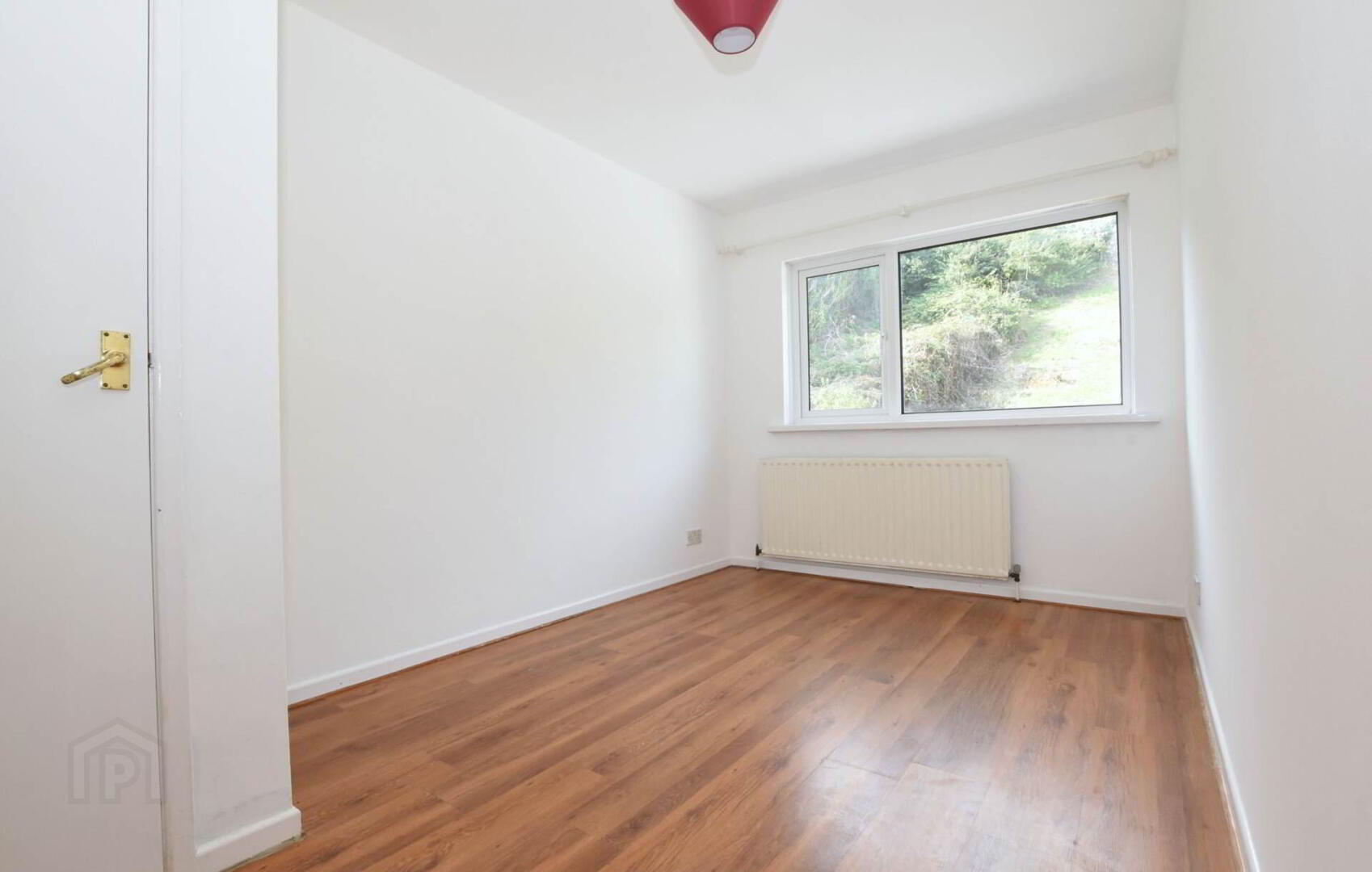 37 Meadowbank Avenue 13 of 20