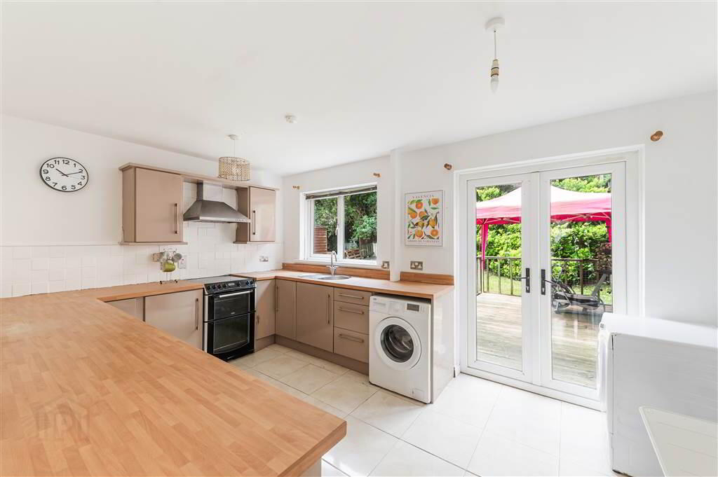 322 Lagmore Meadows 7 of 21