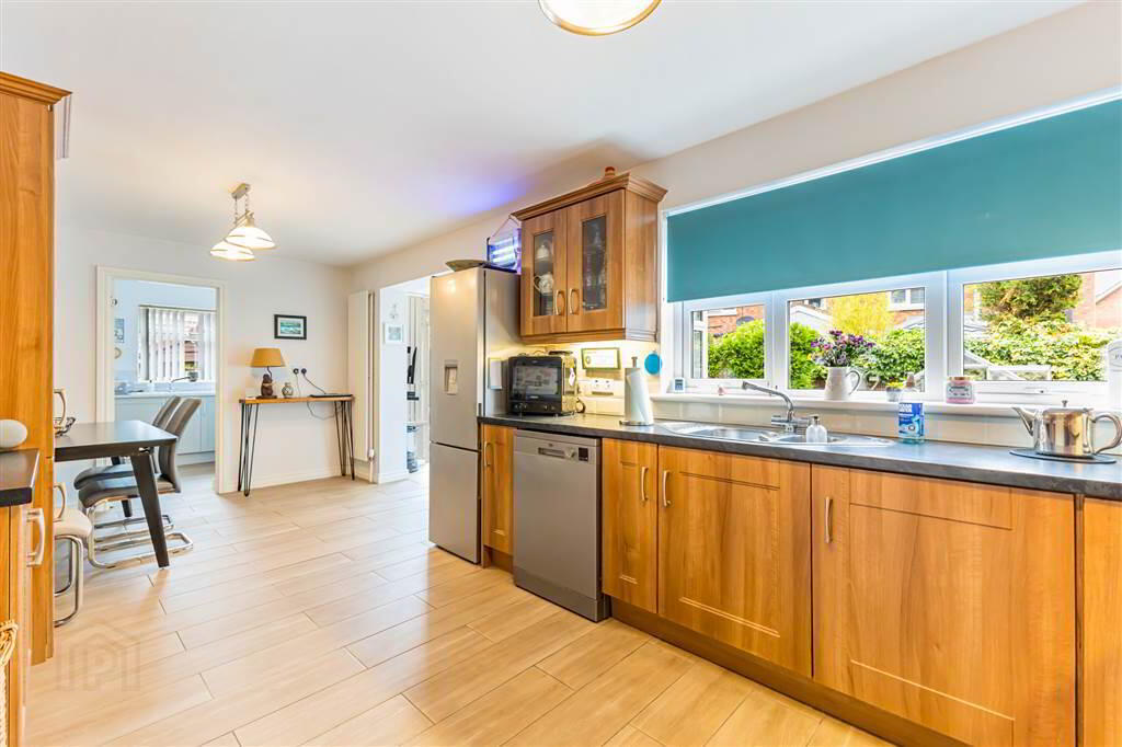 21 Knockdarragh Park 9 of 32