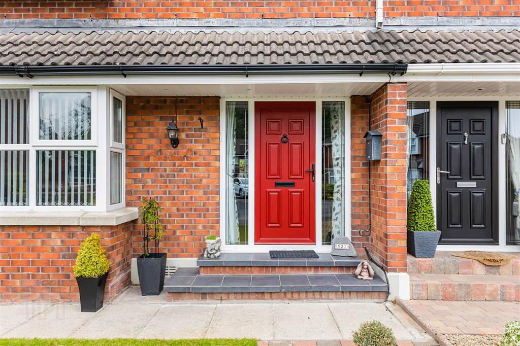 21 Knockdarragh Park 3 of 32
