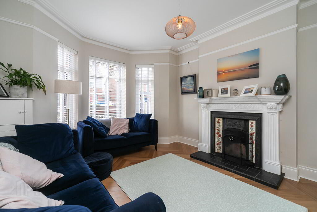 132 Ardenlee Avenue 6 of 26