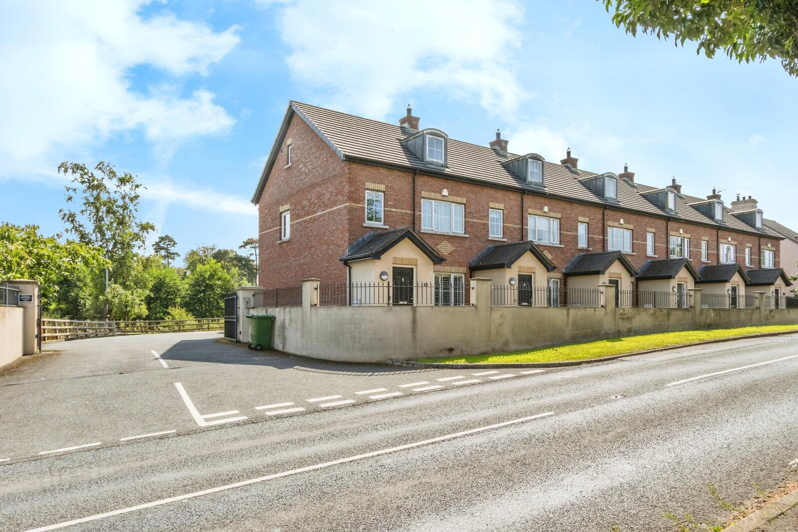248 Ballylesson Road 2 of 21