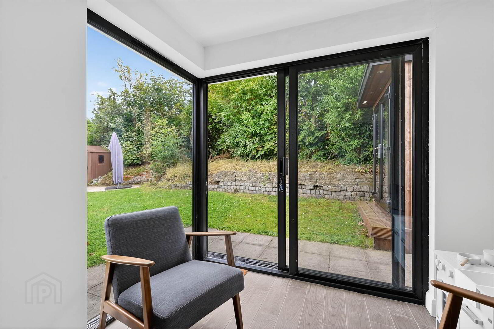 10 Wandsworth Court 11 of 36