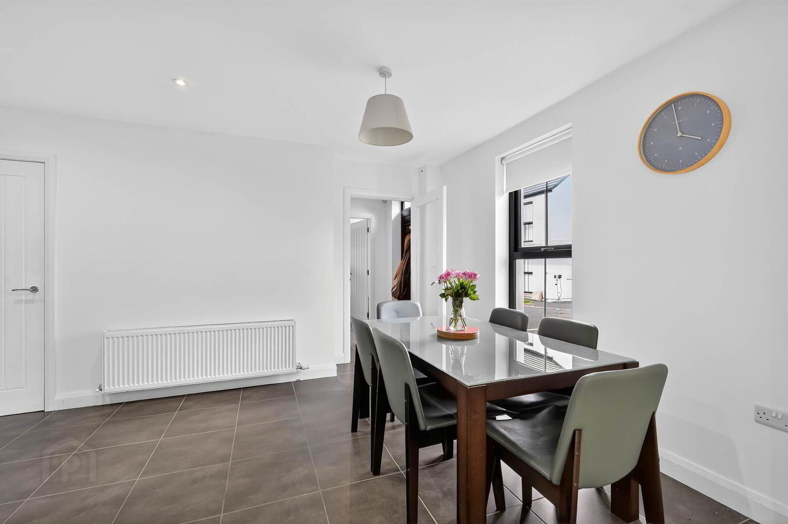 10 Wandsworth Court 19 of 36