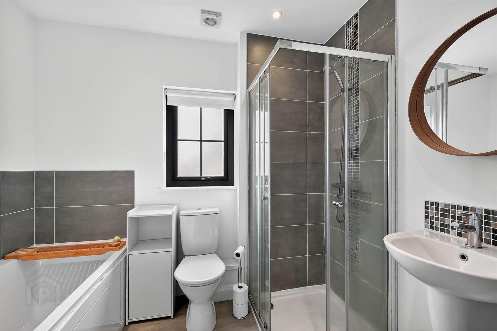 10 Wandsworth Court 29 of 36