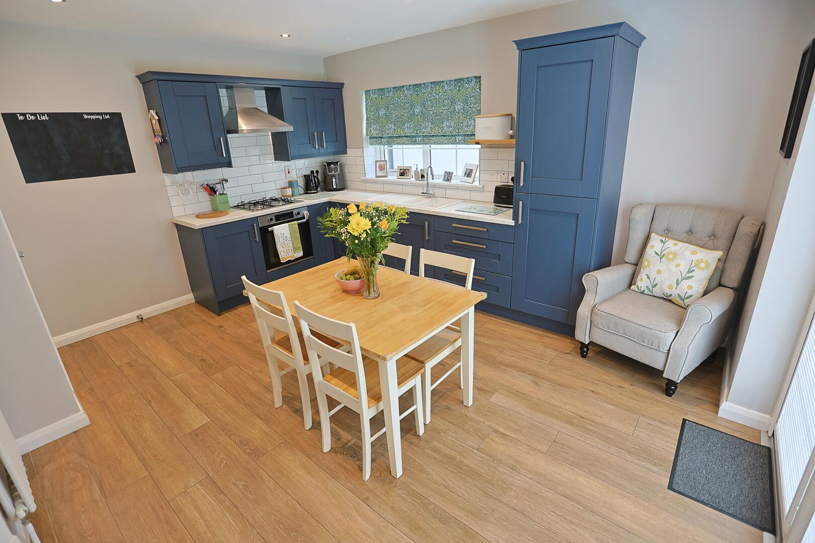 43 Dicksons Wood 9 of 46