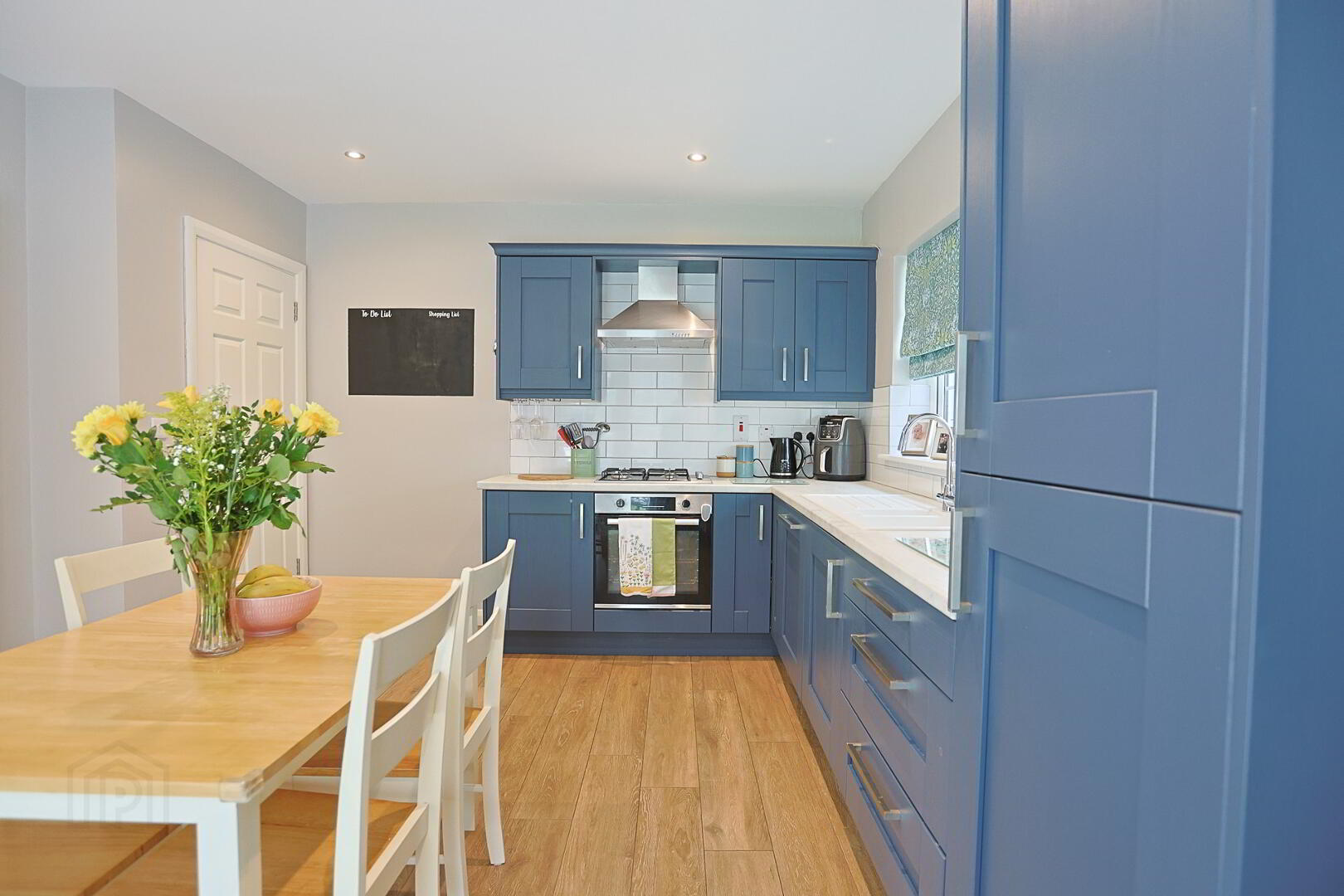 43 Dicksons Wood 16 of 46