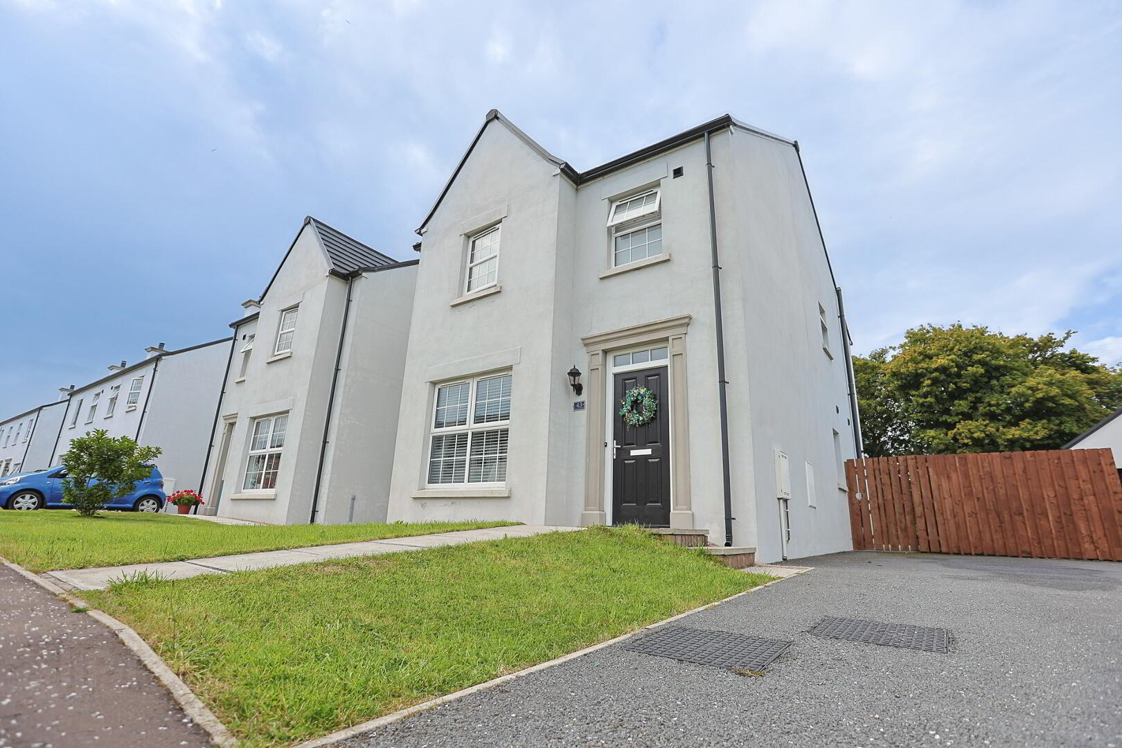 43 Dicksons Wood 1 of 46