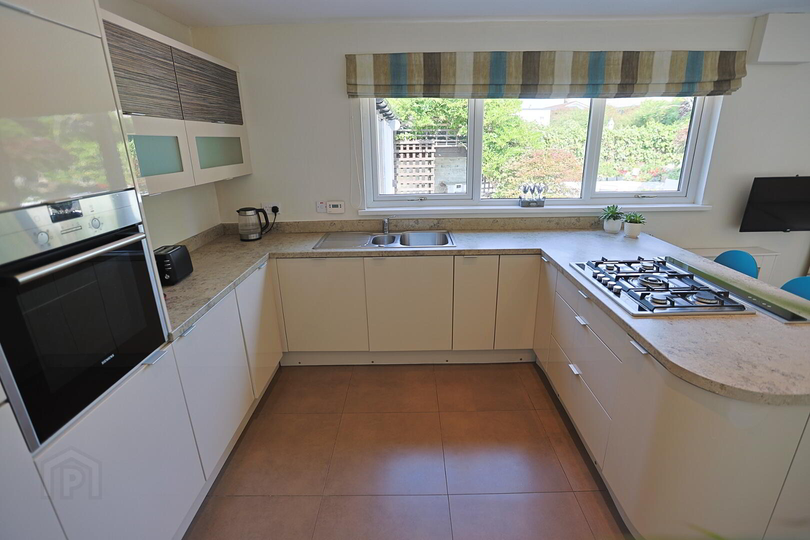 12 Seagoe Gardens 23 of 66