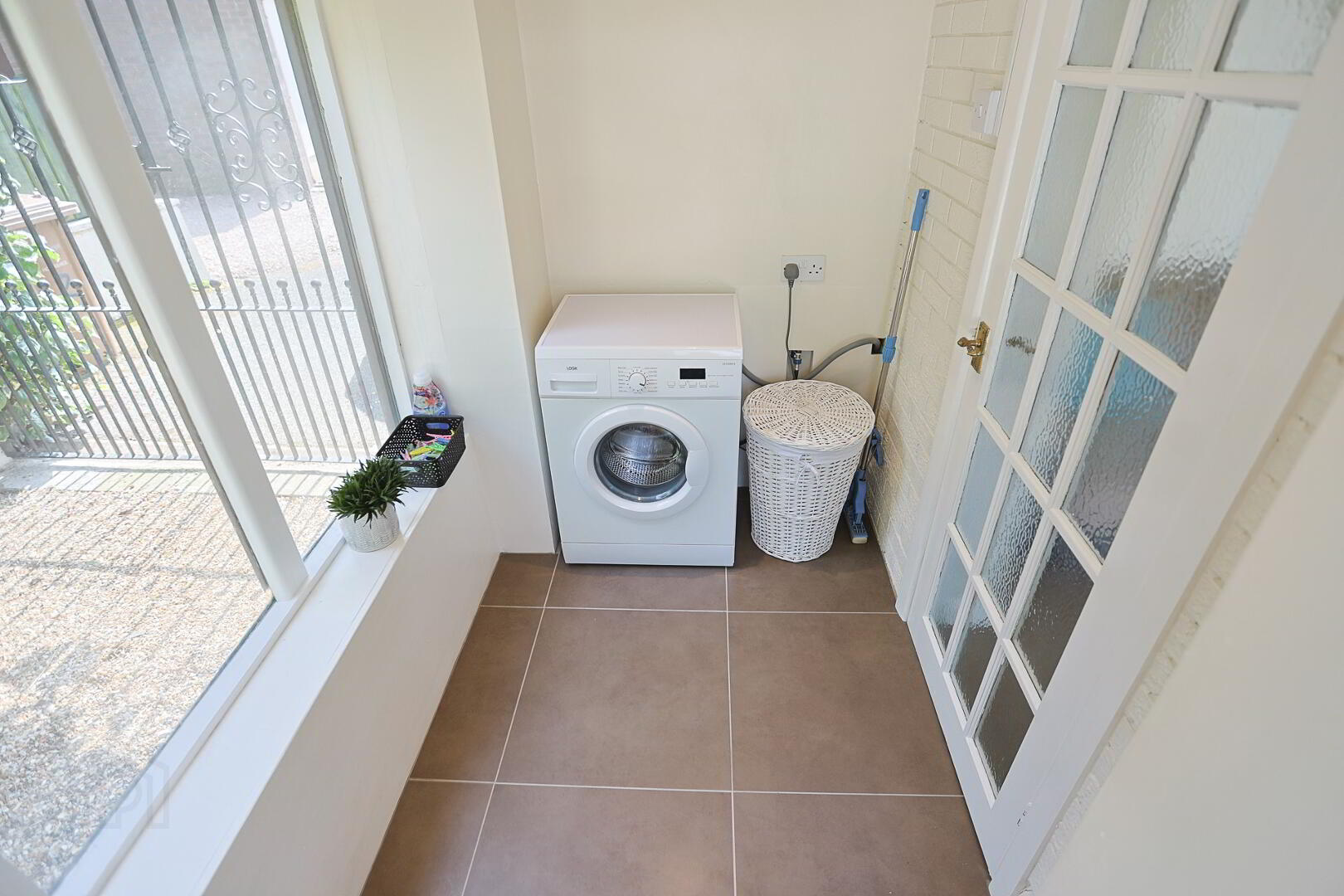 12 Seagoe Gardens 29 of 66
