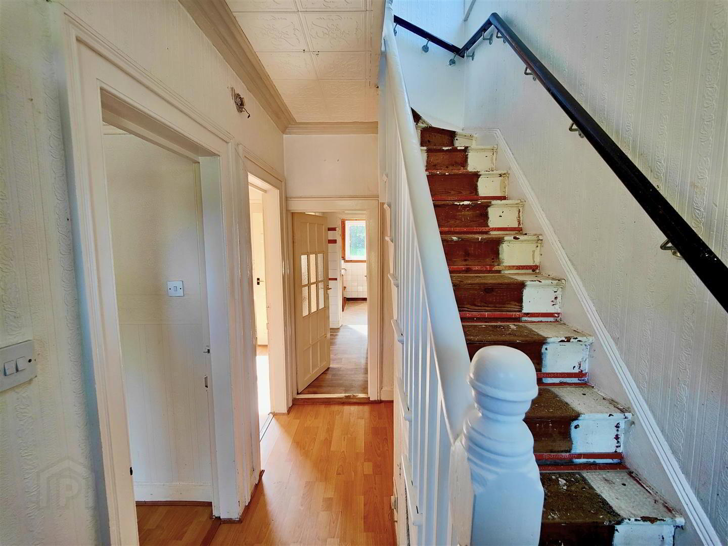 property description image