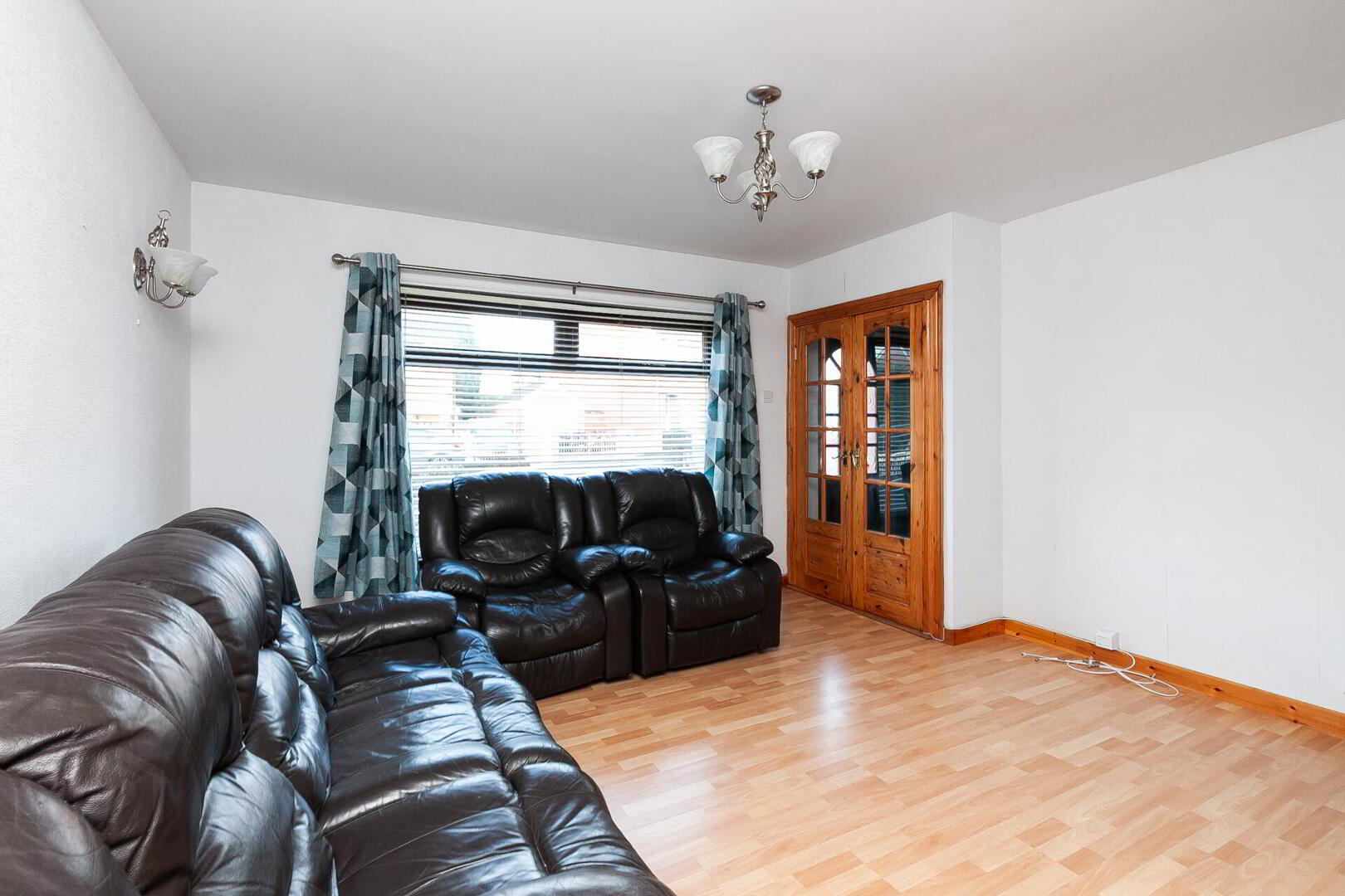 14 Carwood Park 6 of 19