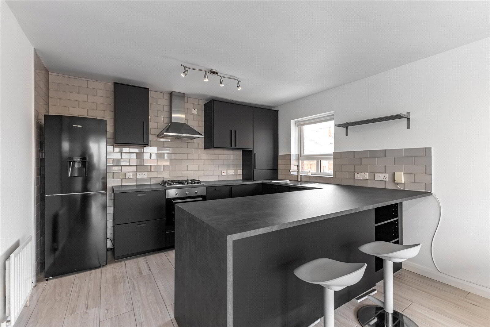 Flat 11 Cromwell Court, 110 Cromwell Road 4 of 17