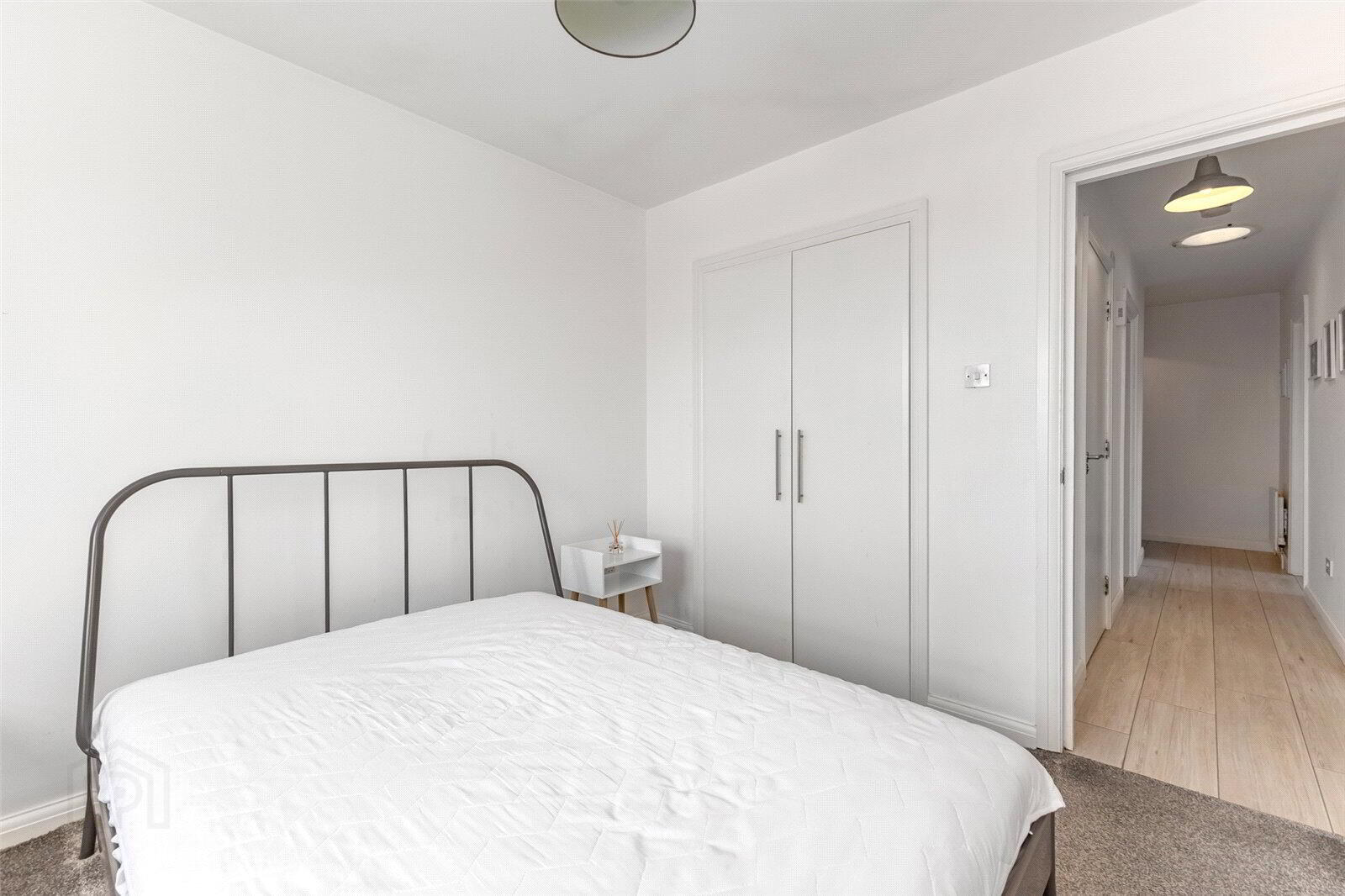Flat 11 Cromwell Court, 110 Cromwell Road 10 of 17