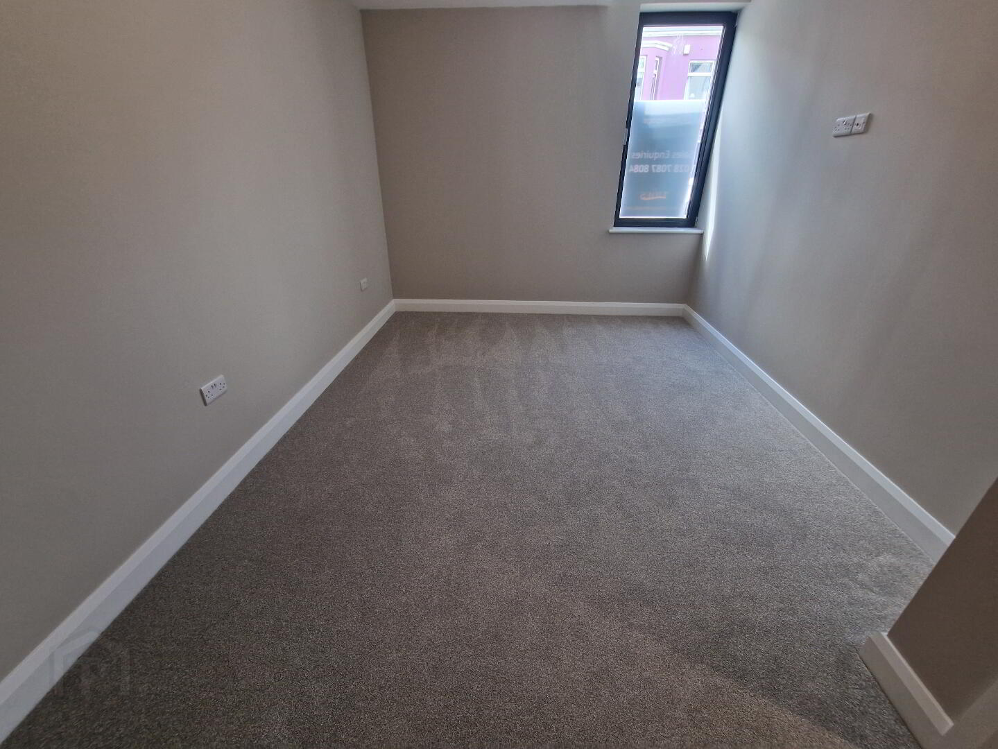 Apt 1 The Tides, 71 Causeway Street 6 of 12