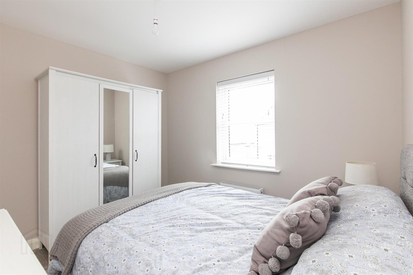 18 Ashbourne Manor 19 of 25