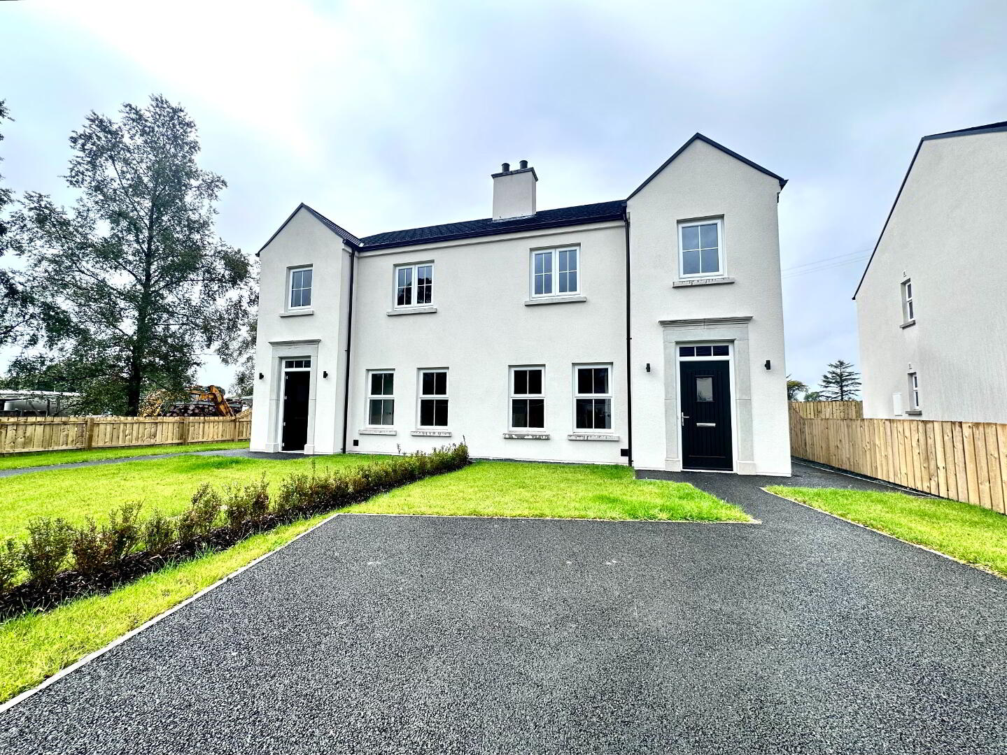 4 Forest Close 1 of 22