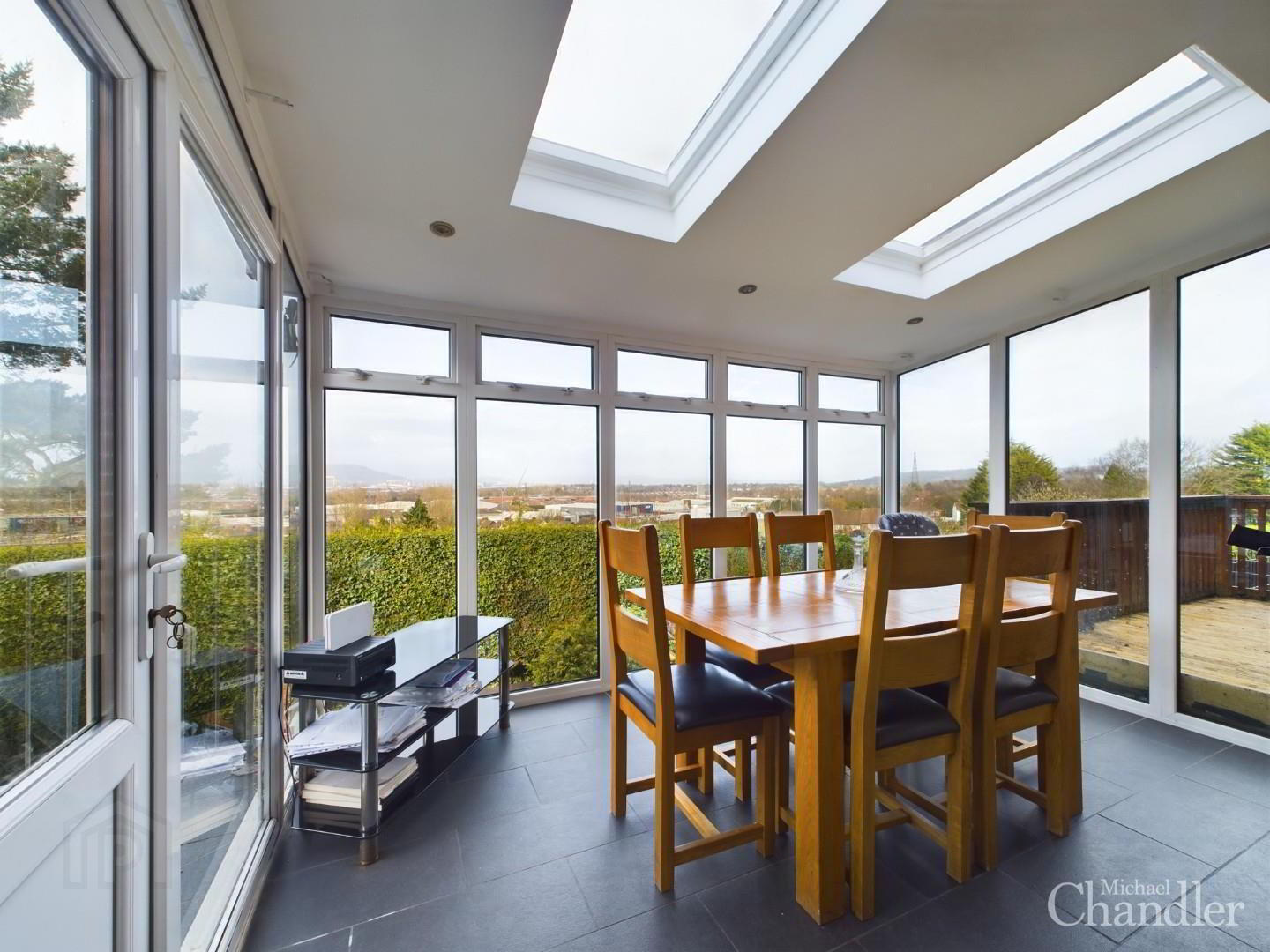 2 Castle Court 7 of 37