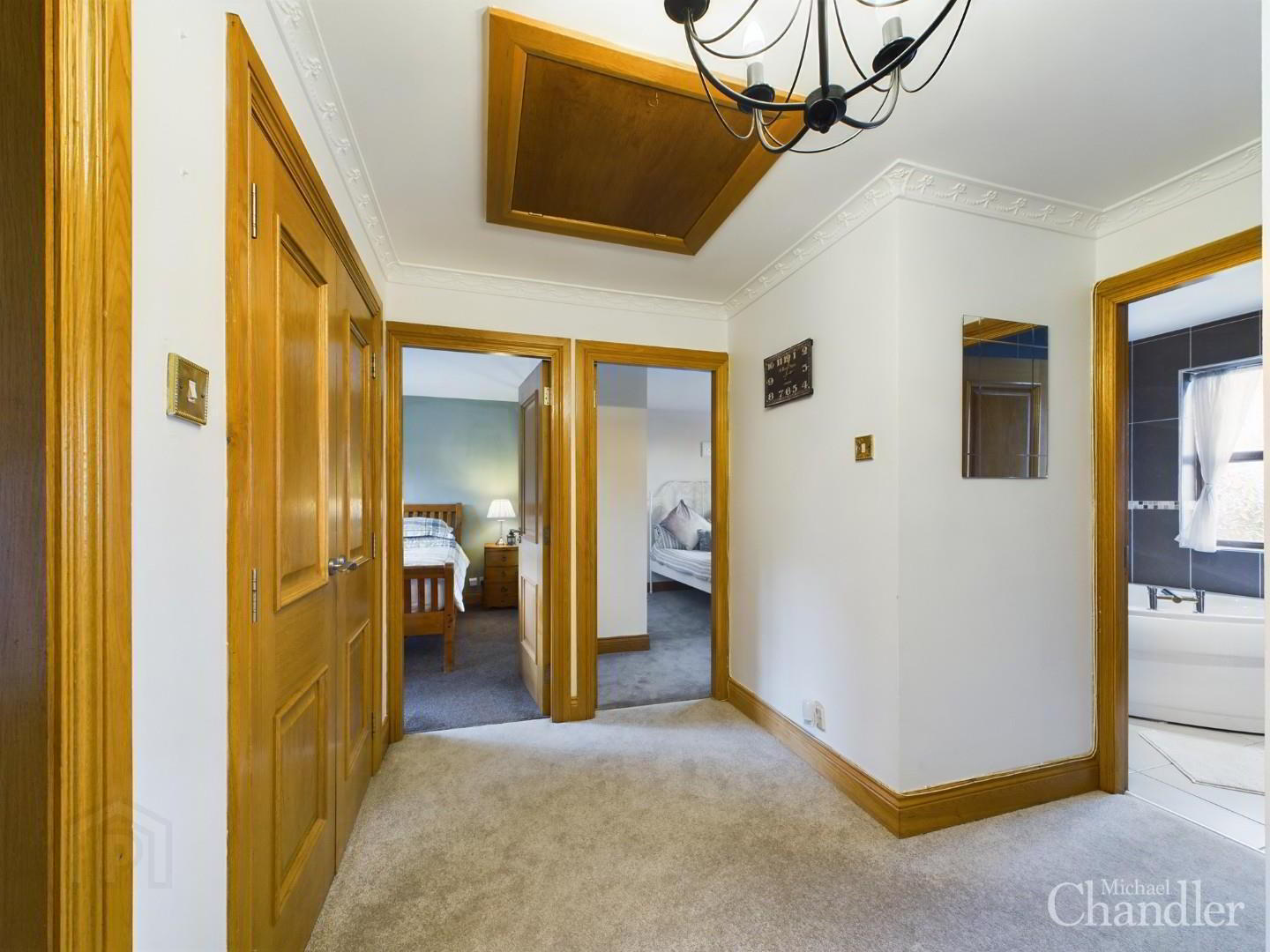 2 Castle Court 13 of 37