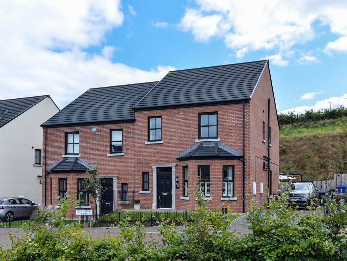 property description image