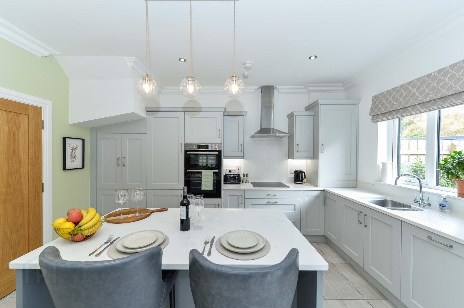 23 Castlegowan Road 11 of 34