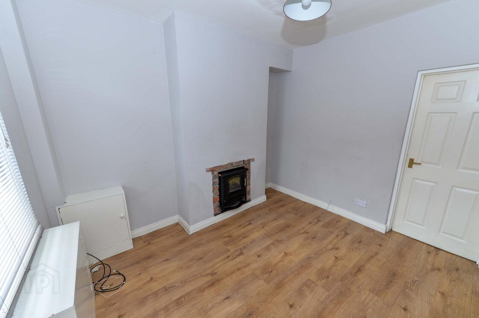 58 Lisavon Street 3 of 11