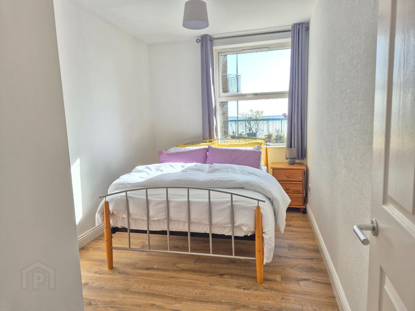 Foyleview Apartments 7 of 9