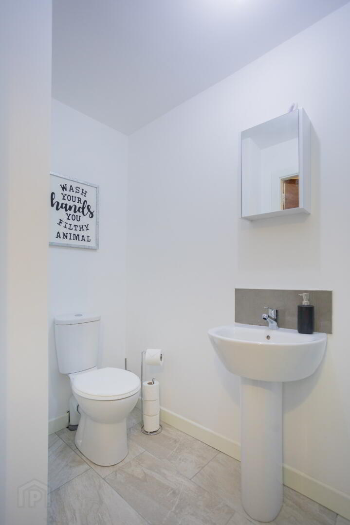 Unit 2, 14 Belgravia Avenue 10 of 12