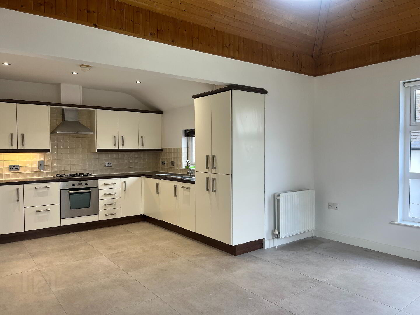 Unit 31, Irish Society Court 5 of 15