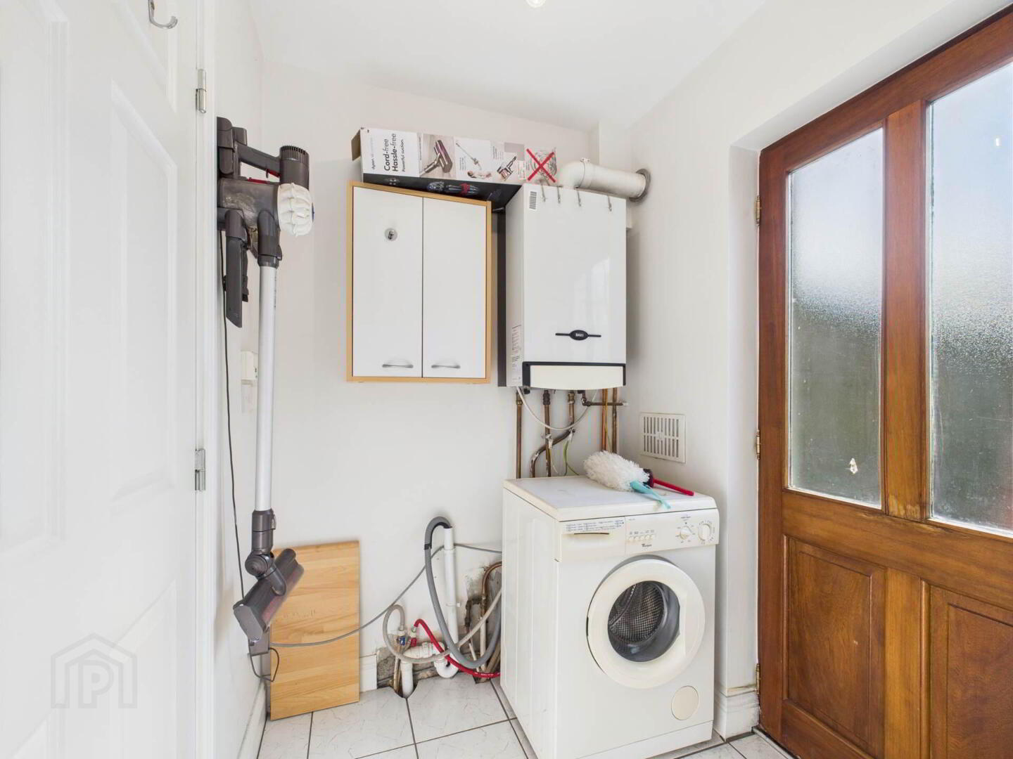2 Newtown Mews 8 of 17