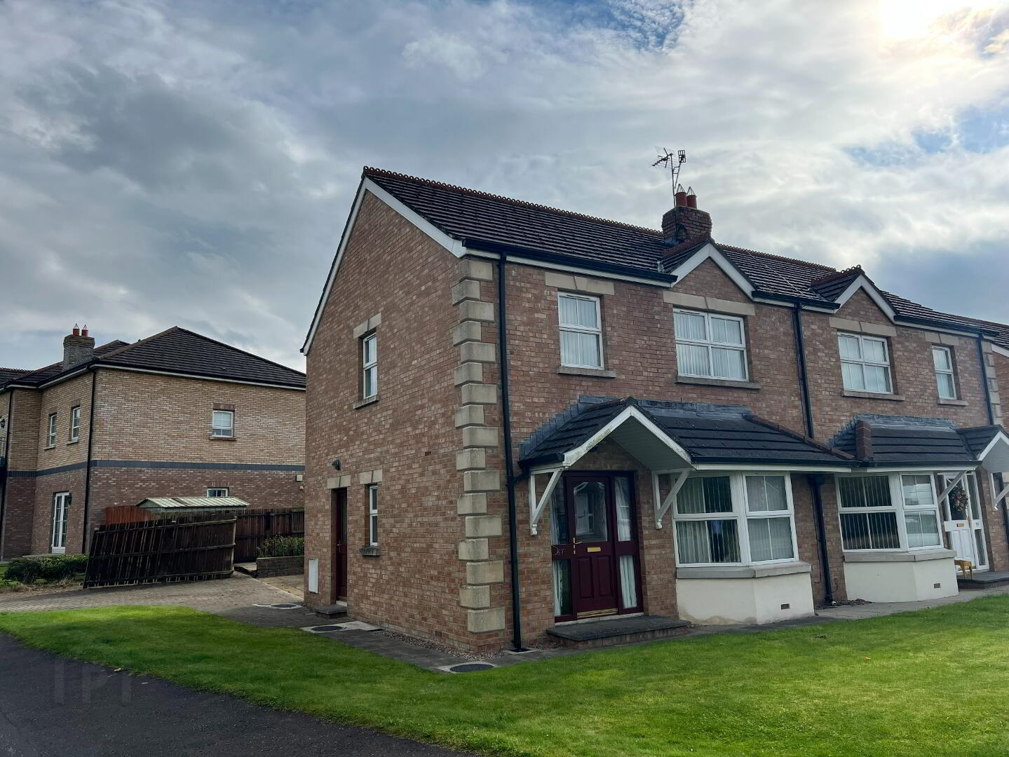 property description image