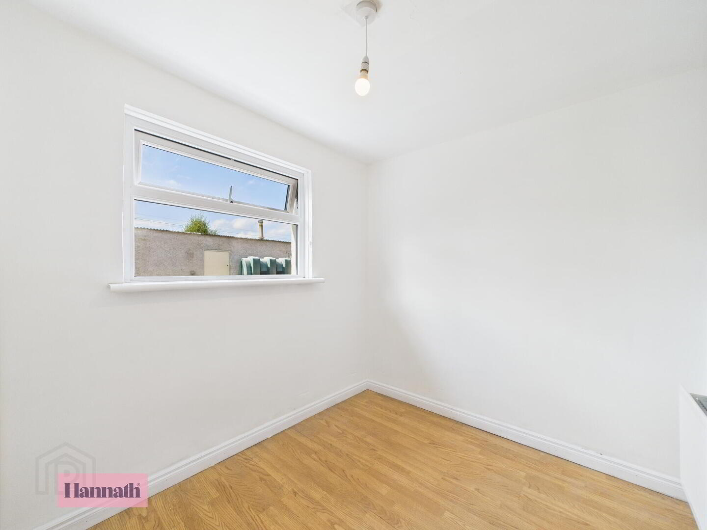 249 Markethill Road 14 of 30