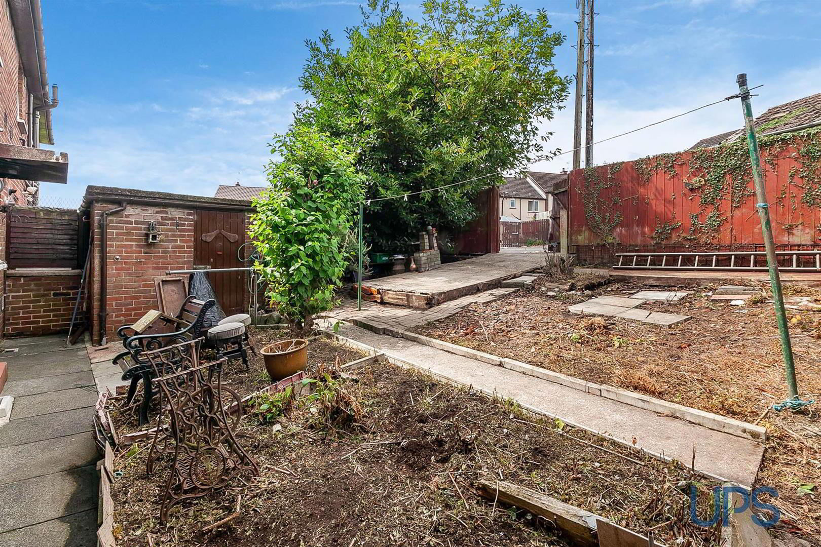 Apt 26, Kenard Avenue 16 of 18